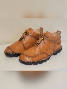 Men's Casual Leather Slip-On Loafers in Tan with Zip Accent